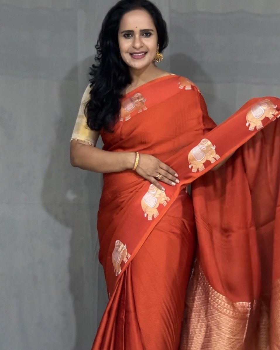 Snapback Banarasi Dark Pink Saree - Image 4