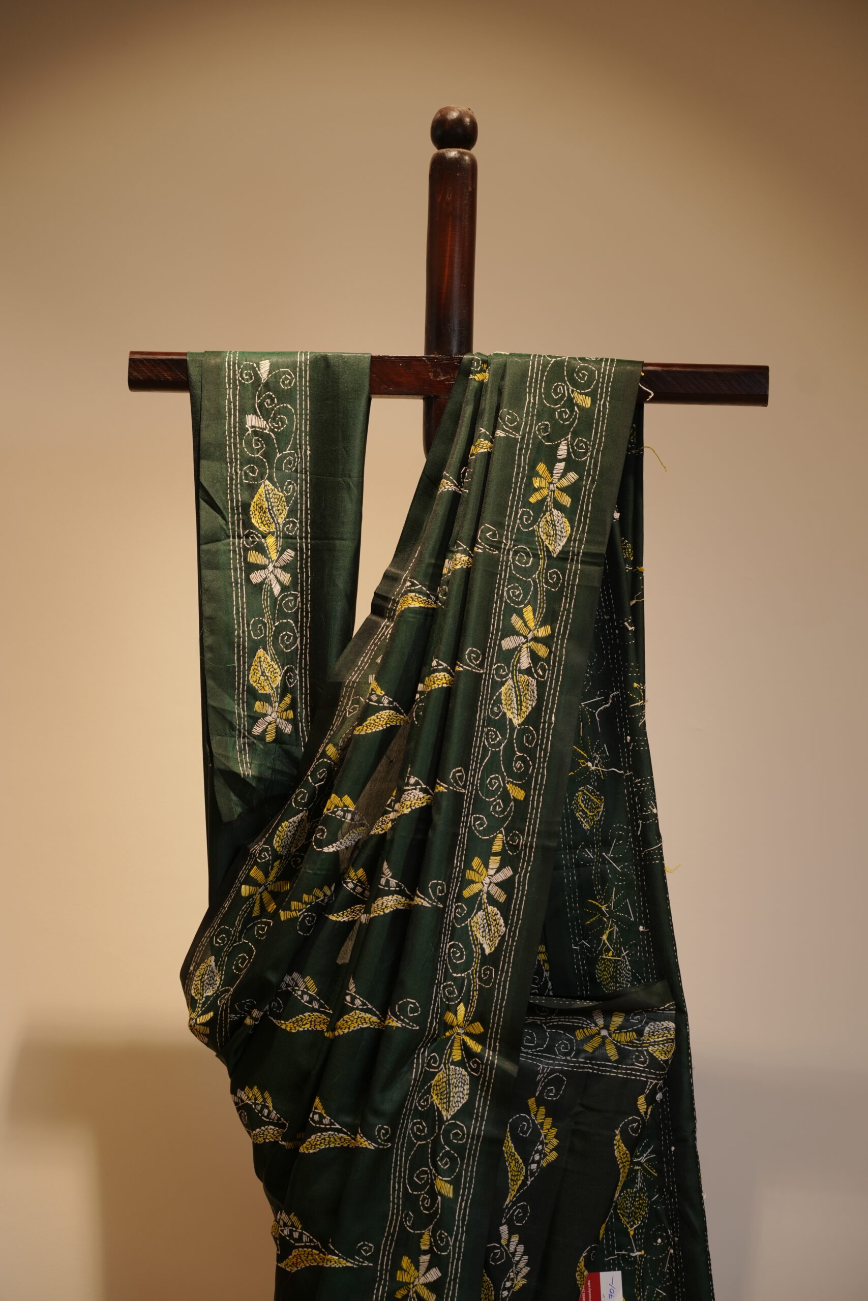 Silk Kantha stitch handmade saree - Image 2