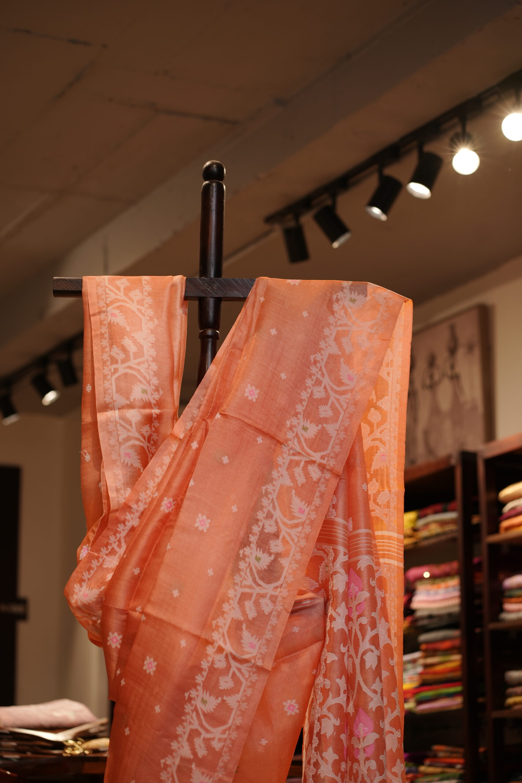Tusser Jamdani Handloom saree - Image 2