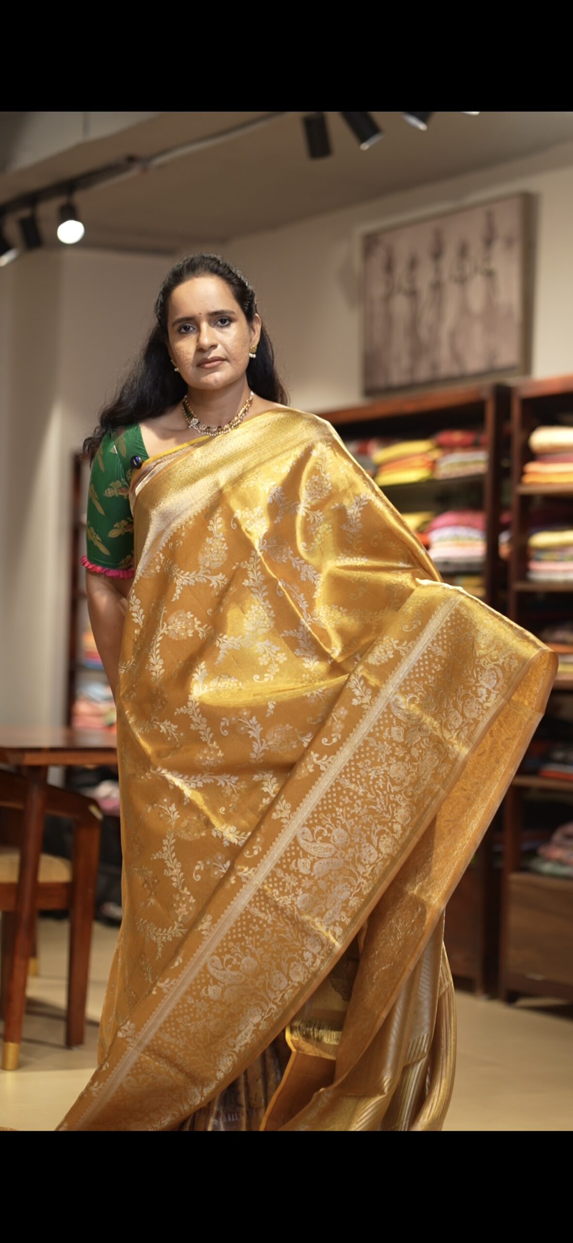 Kanchi Tissue bridal saree - Image 2