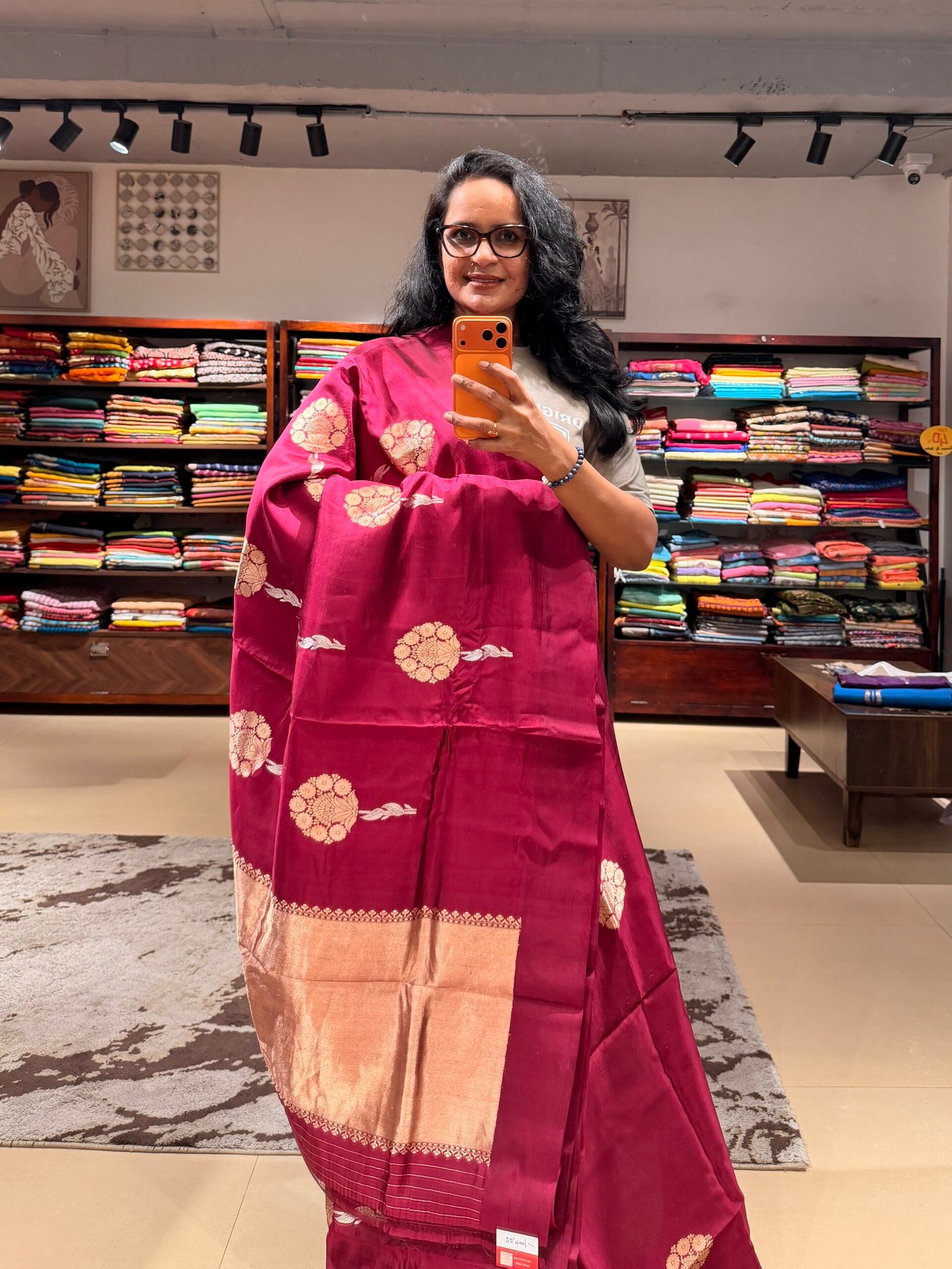 Banarasi soft silk magenta - Image 2