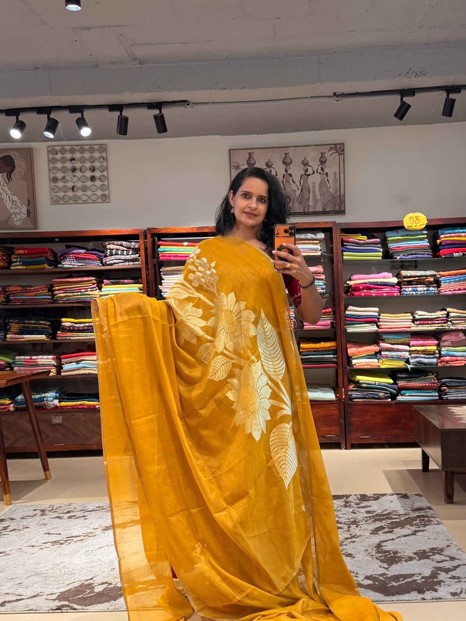 Banarasi tissue georgette Yellow - Image 3
