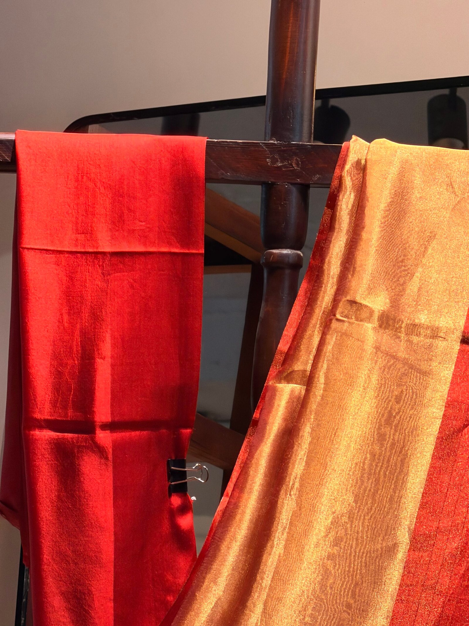 Banarasi Plane tissue with Satin border red - Image 4
