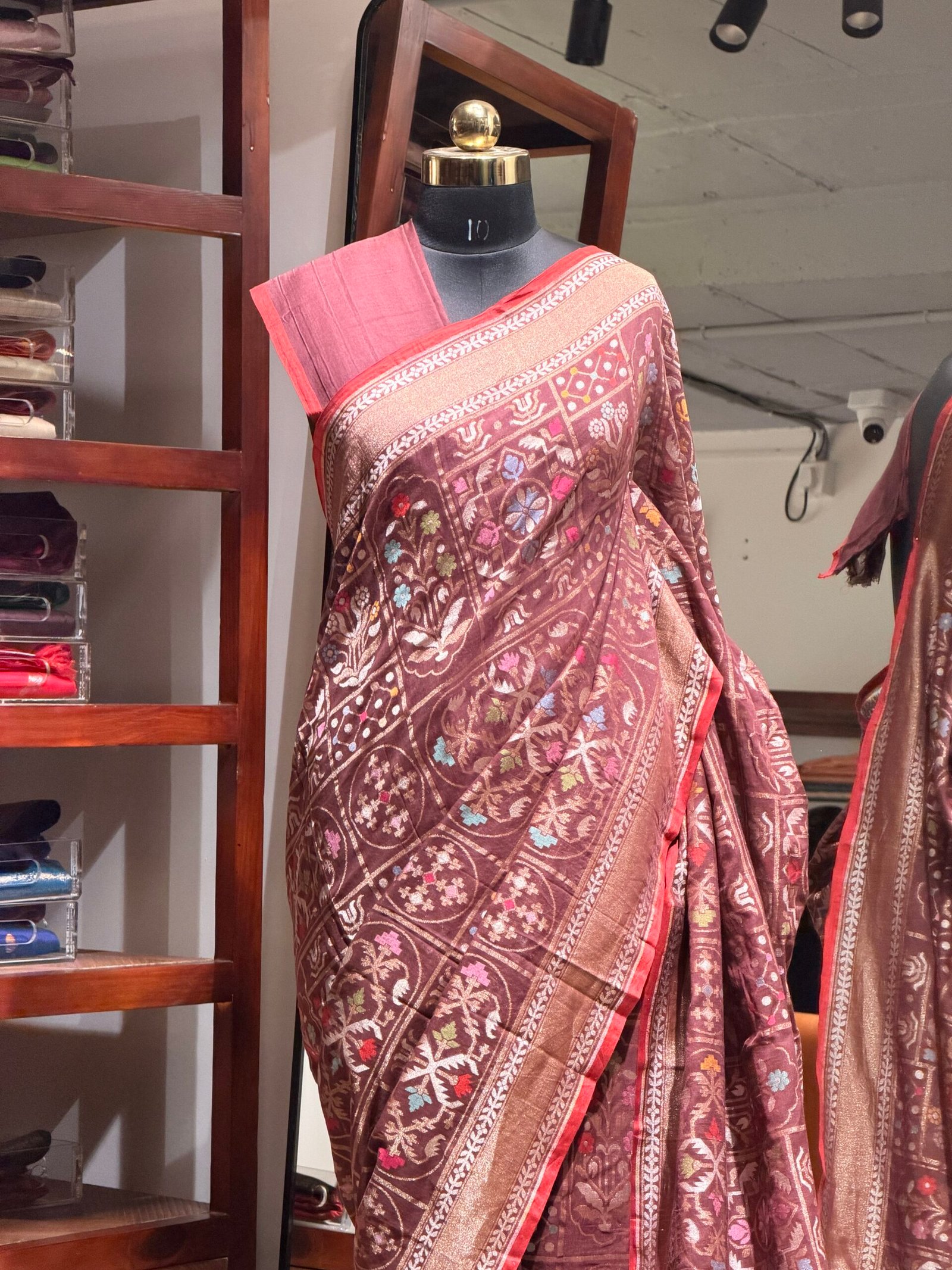 Cotton Jamdani Banarasi brown 1 - Image 2